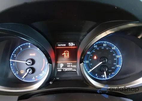 2015 Toyota Corolla S Plus z USA, uszkodzony, nr VIN 2T1BURHE0FC349210